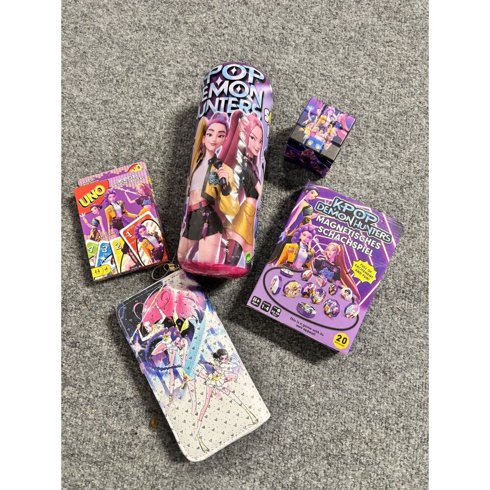 Limited edition kpop demon hunters huntrix bundle